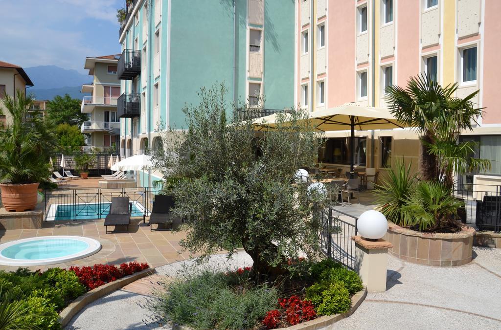 Hotel Leon D'Oro روفيريتو المظهر الخارجي الصورة