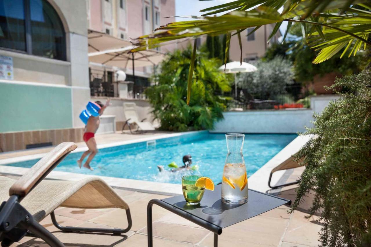 Hotel Leon D'Oro روفيريتو المظهر الخارجي الصورة
